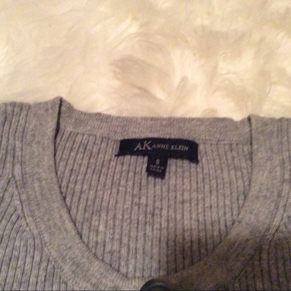 Wool Cardigan - Picture 4 of 8